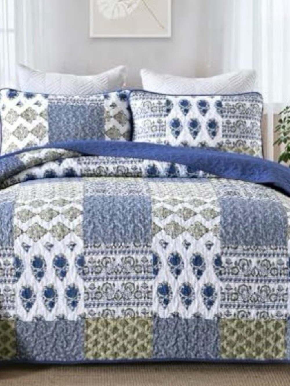 Blue and White Patchwork Quilt Set - Home Bedding